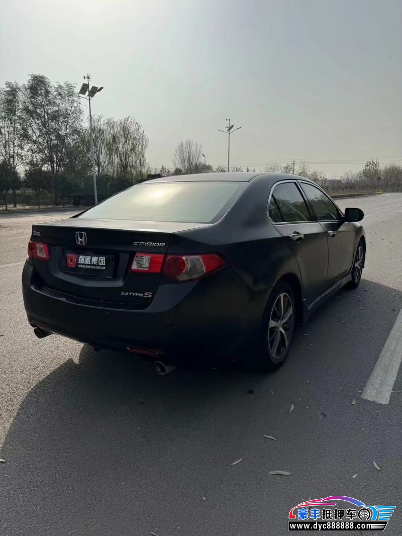 12年本田思铂睿轿车抵押车出售