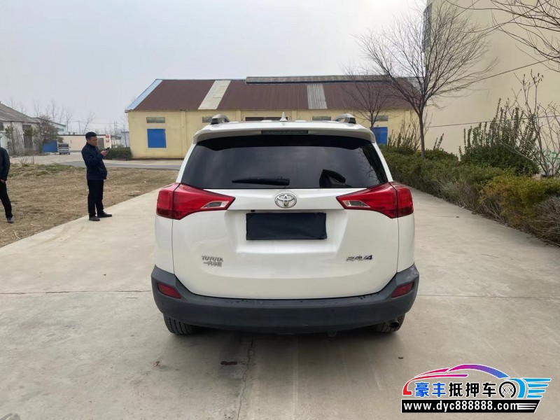 16年丰田RAV4轿车抵押车出售