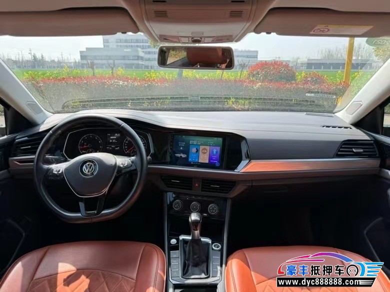 20年大众速腾轿车抵押车出售