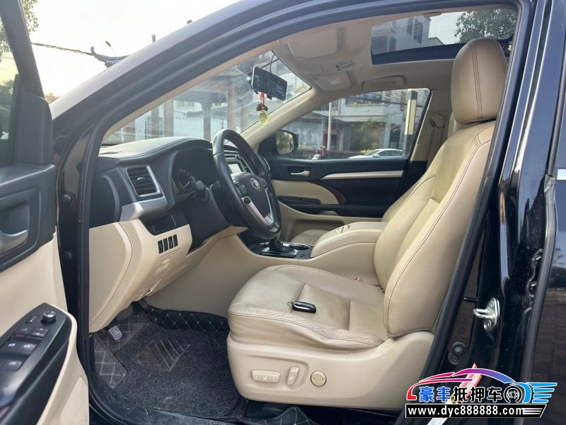 16年丰田汉兰达轿车抵押车出售