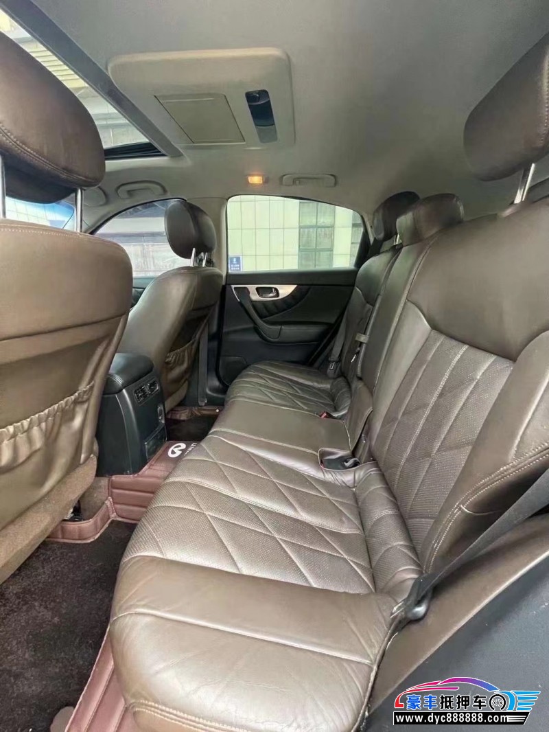 12年英菲尼迪FX35轿车抵押车出售