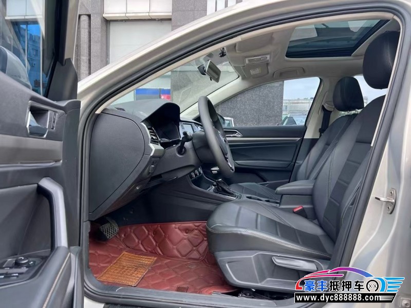 20年大众朗逸轿车抵押车出售