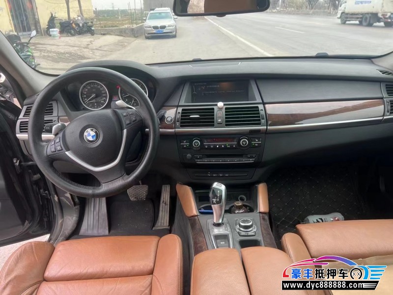 14年宝马X6轿车抵押车出售