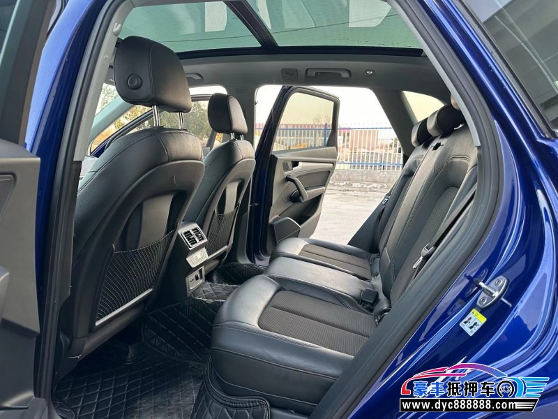 19年奥迪Q5SUV抵押车出售