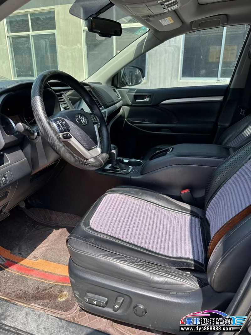 18年丰田汉兰达轿车抵押车出售