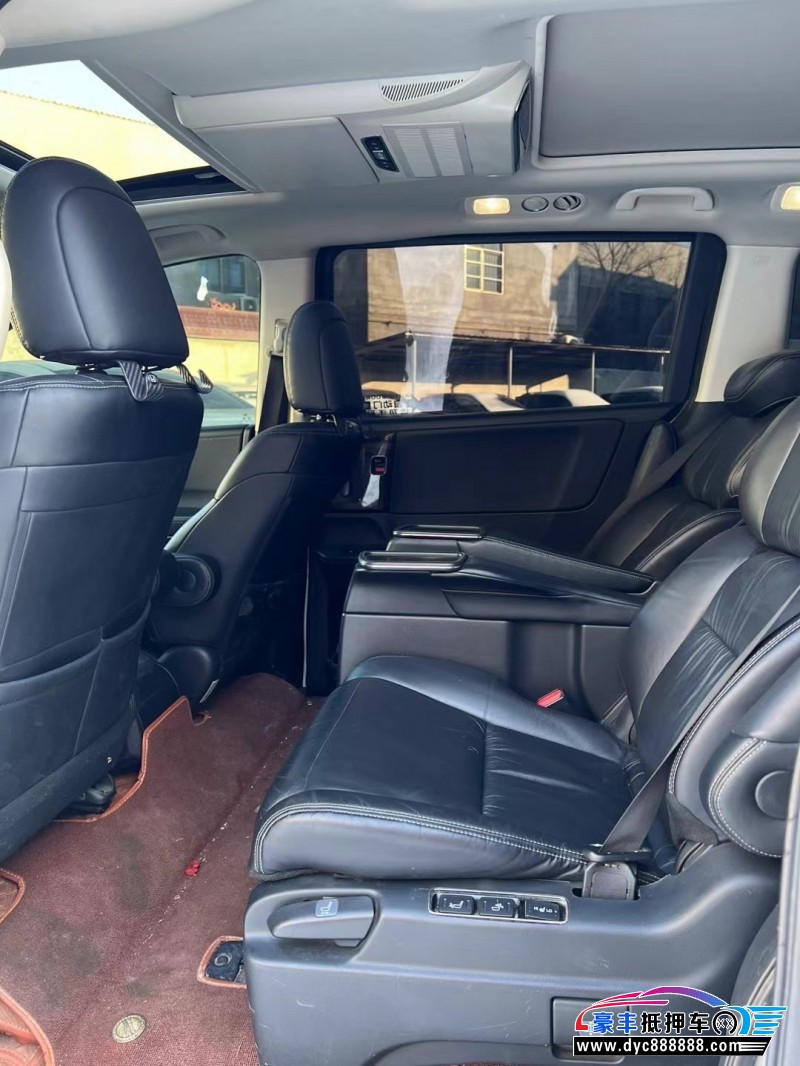 18年本田艾力绅轿车抵押车出售