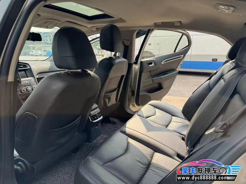 14年雪铁龙C4L轿车抵押车出售