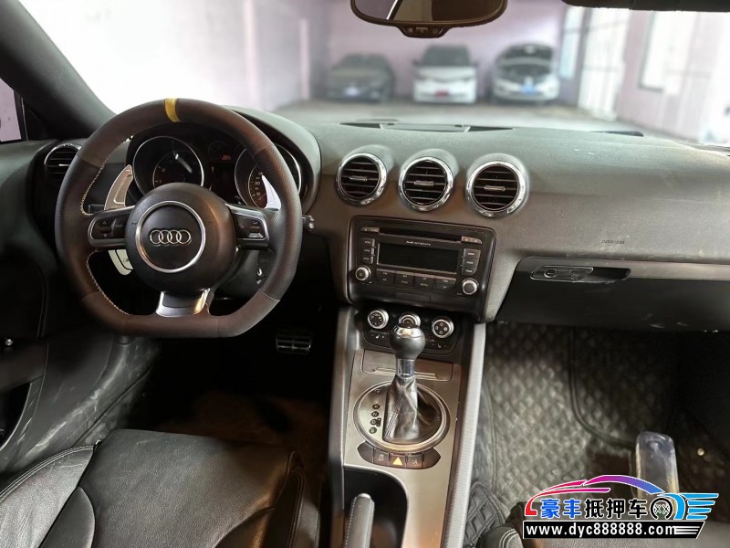 11年奥迪TT轿车抵押车出售