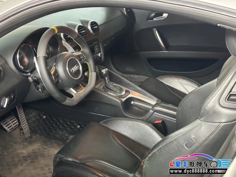 11年奥迪TT轿车抵押车出售
