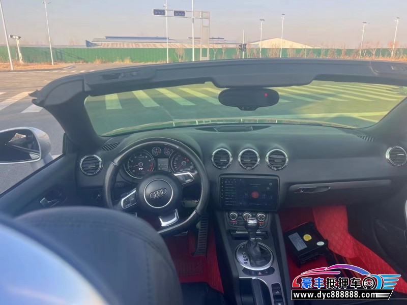 13年奥迪TT轿车抵押车出售