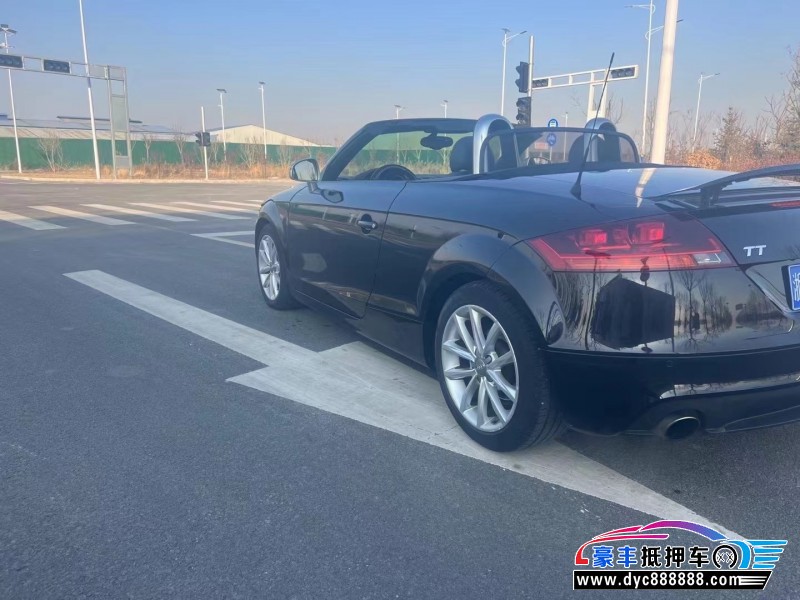 13年奥迪TT轿车抵押车出售