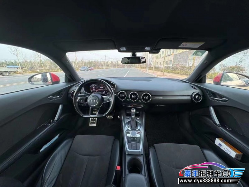 17年奥迪TT轿车抵押车出售