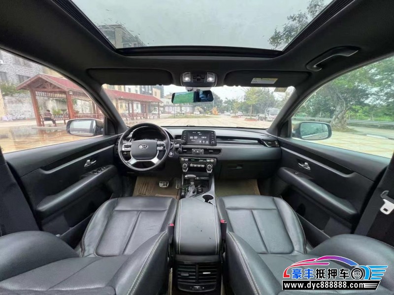 18年起亚KX7轿车抵押车出售