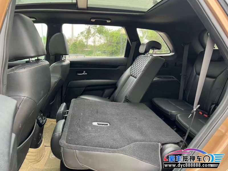 18年起亚KX7轿车抵押车出售