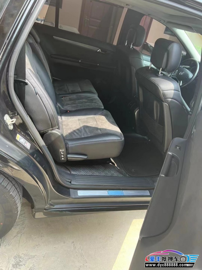 15年奔驰R轿车抵押车出售