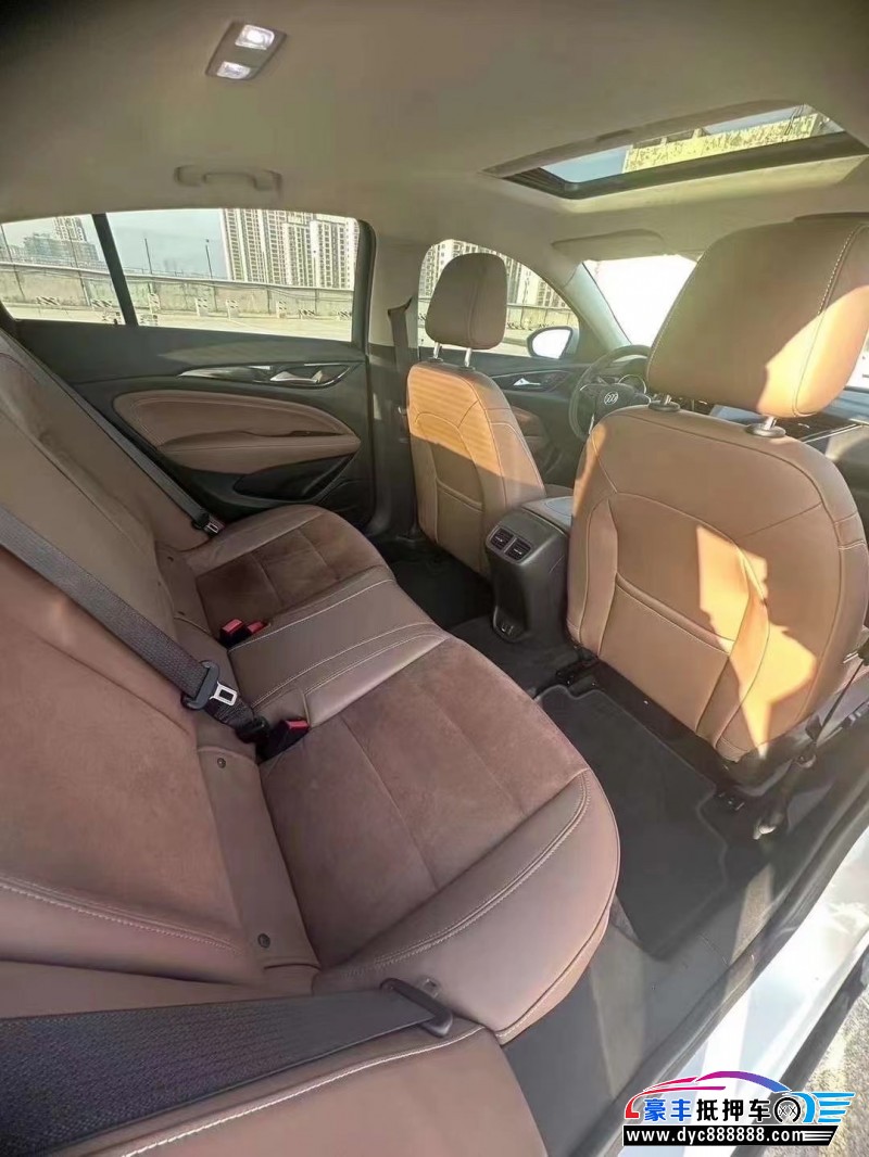 19年别克君威轿车抵押车出售