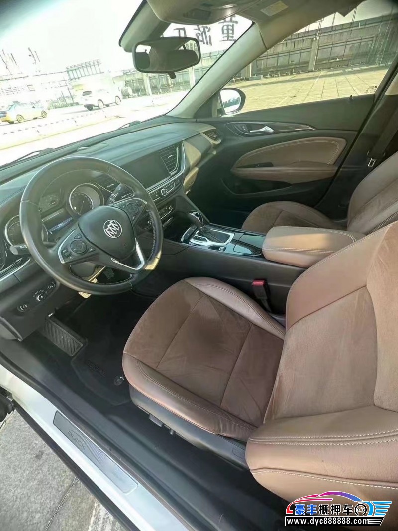 19年别克君威轿车抵押车出售