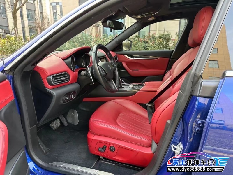 18年玛莎拉蒂Levante轿车抵押车出售