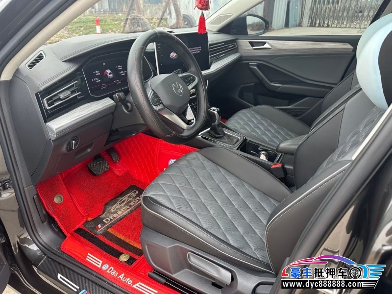 22年大众速腾轿车抵押车出售