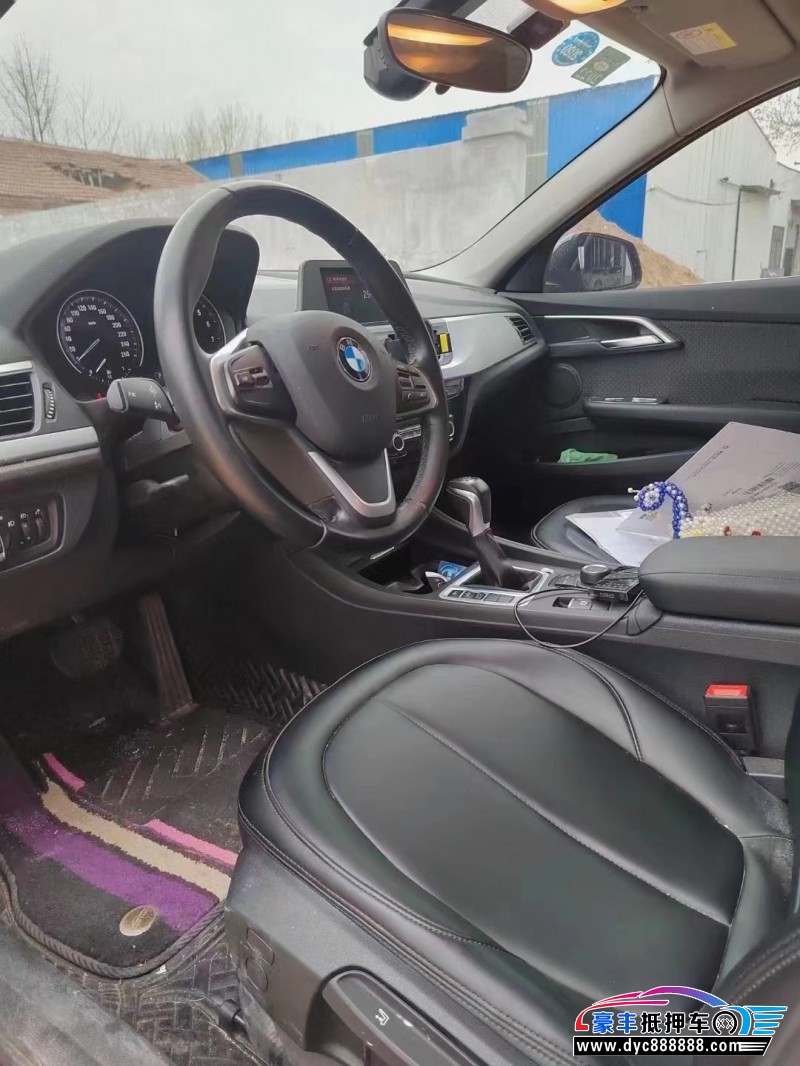 18年宝马1系轿车抵押车出售