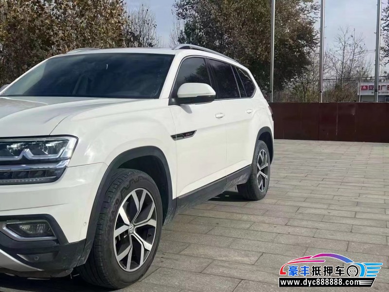 18年大众途昂轿车抵押车出售