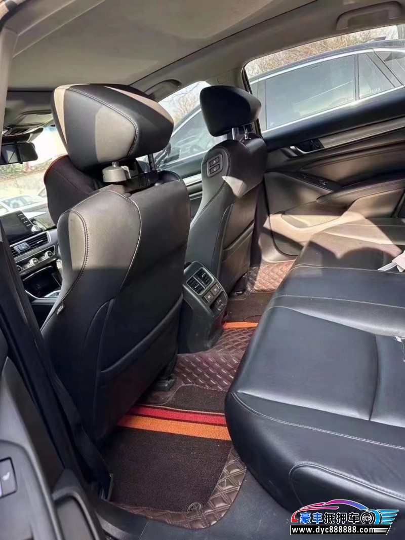 21年本田雅阁轿车抵押车出售