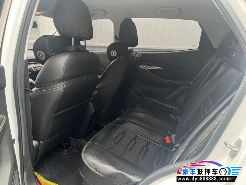 20年宝骏RS3轿车抵押车出售