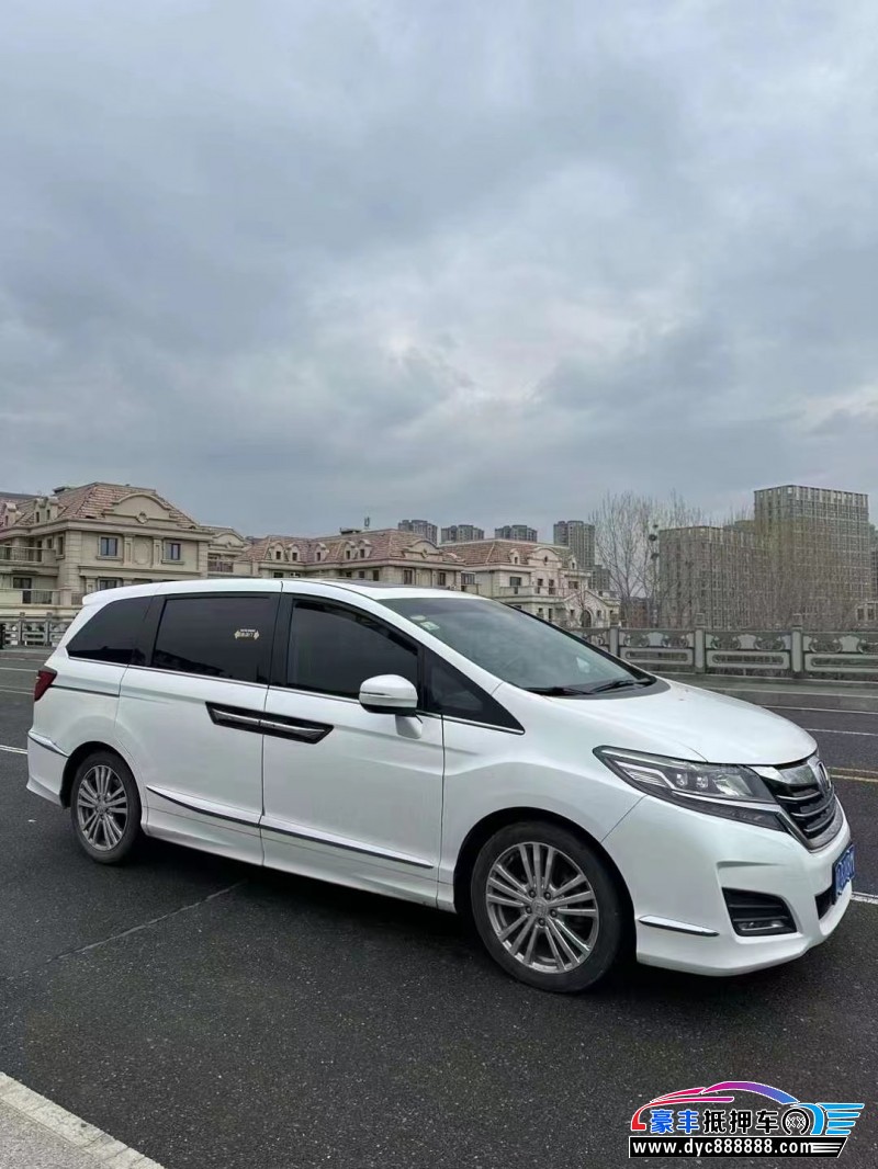 16年本田艾力绅轿车抵押车出售