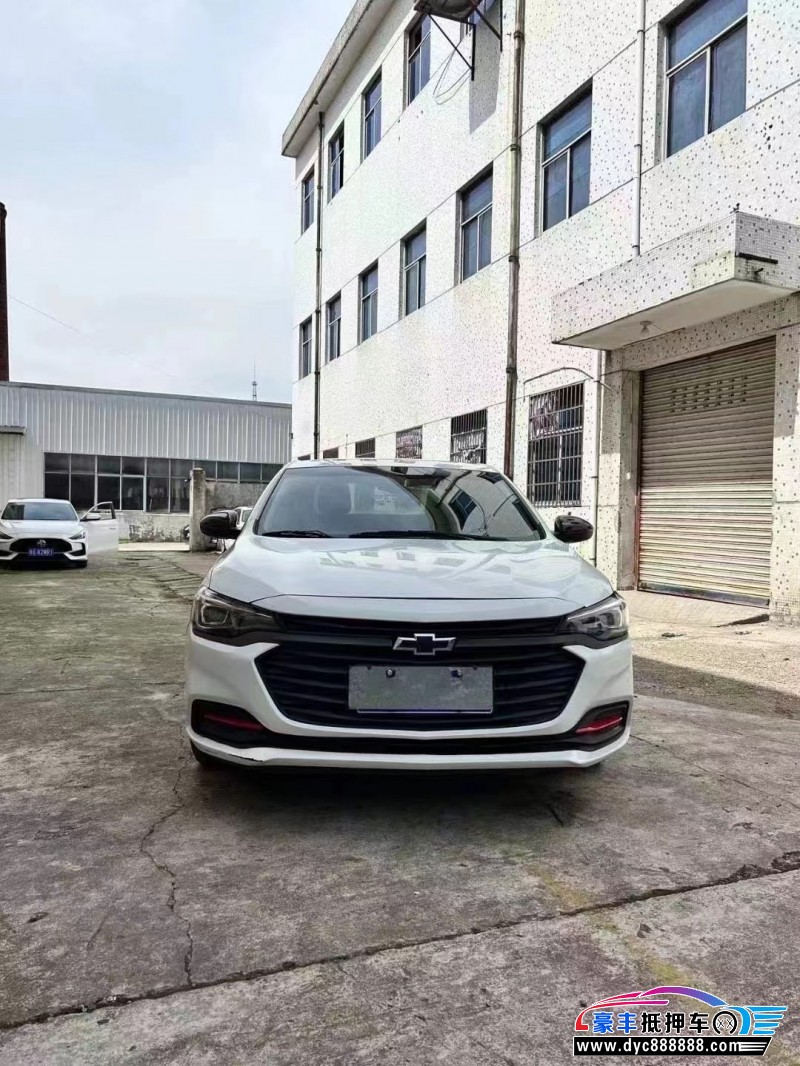 20年雪佛兰科鲁泽轿车抵押车出售