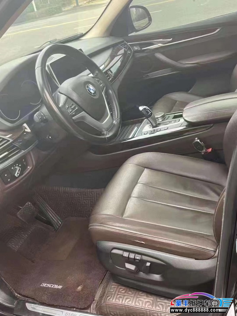 18年宝马X5轿车抵押车出售