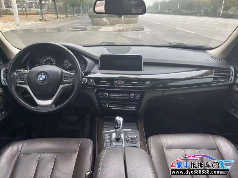 18年宝马X5轿车抵押车出售