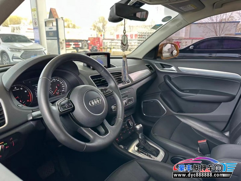 18年奥迪Q3轿车抵押车出售