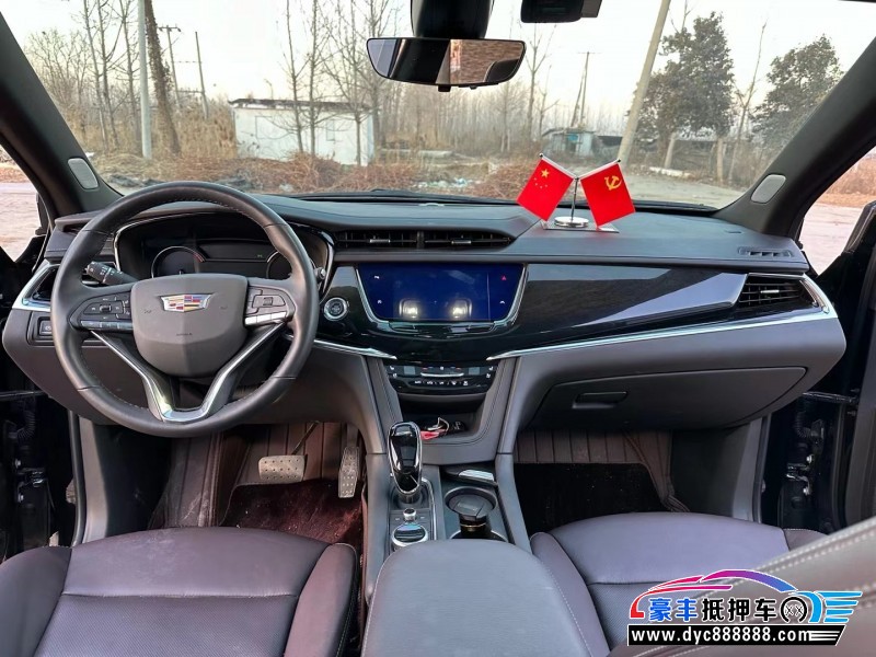 22年凯迪拉克xt6轿车抵押车出售