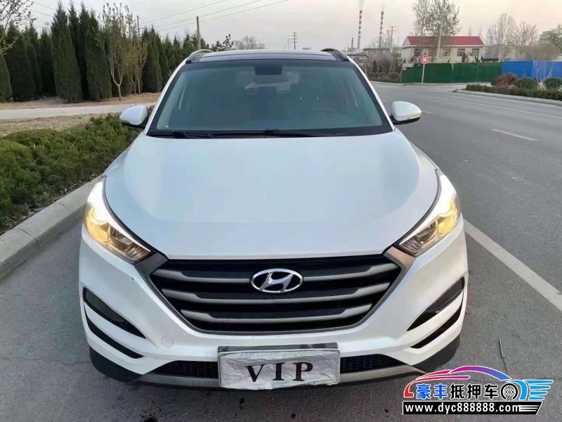 16年现代途胜轿车抵押车出售