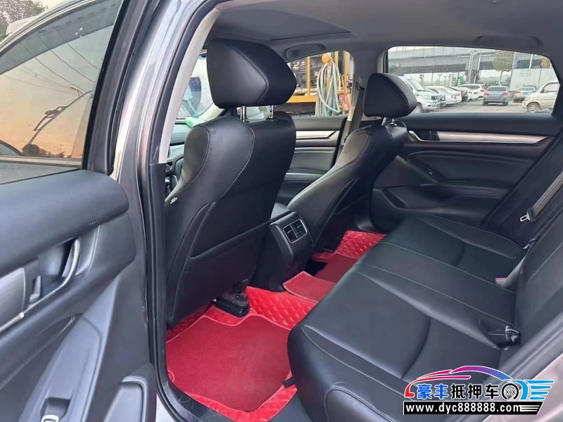 21年本田雅阁轿车抵押车出售