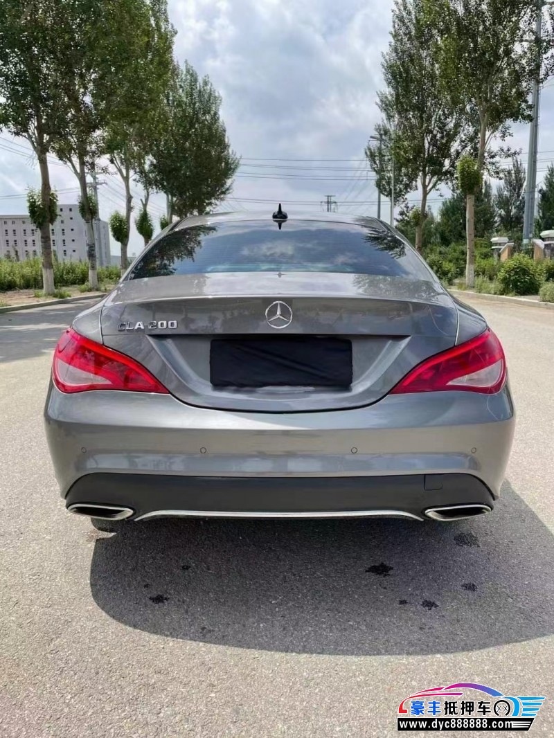 18年奔驰CLA轿车抵押车出售