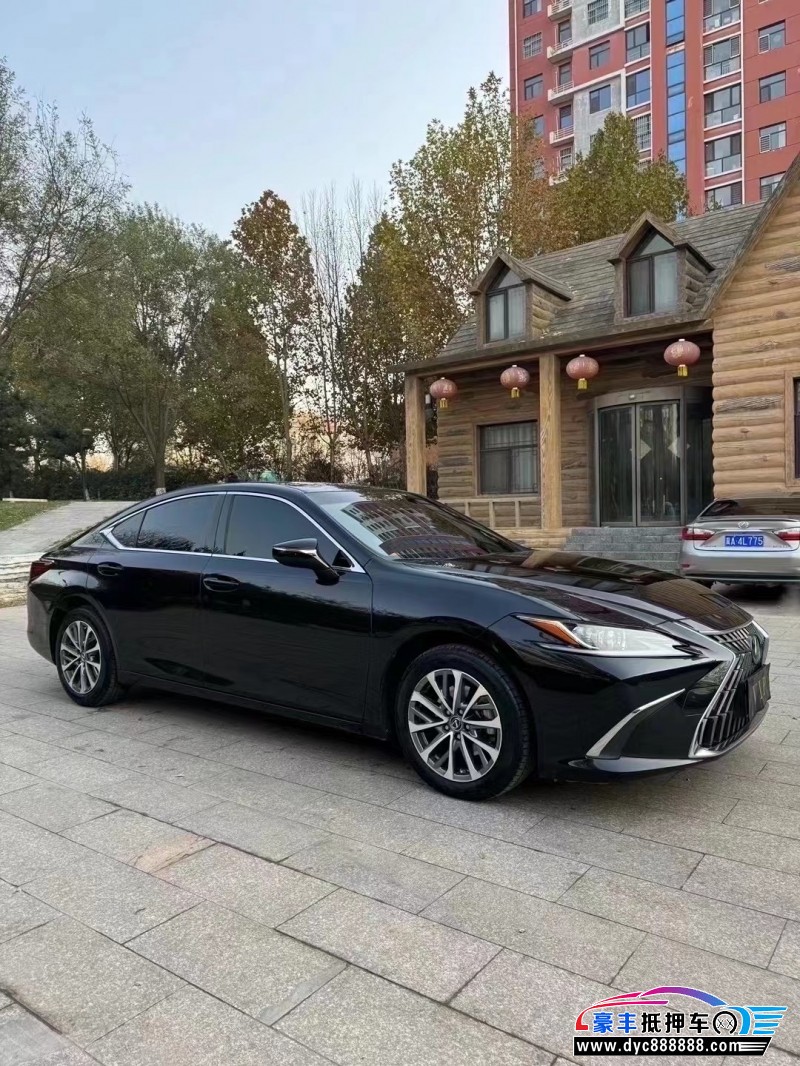 22年雷克萨斯ES轿车抵押车出售