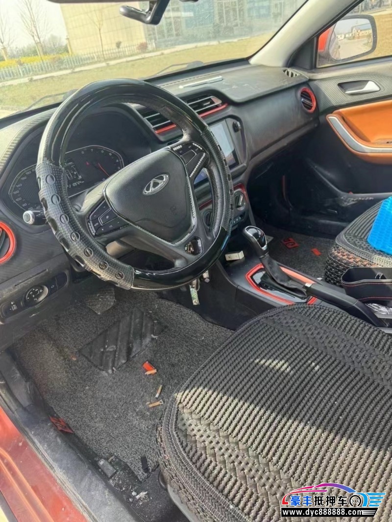 17年奇瑞瑞虎3x轿车抵押车出售