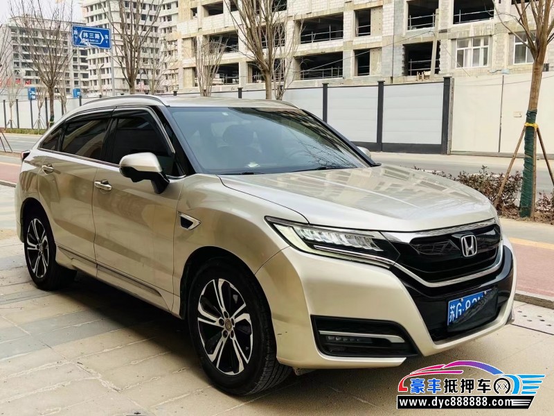 17年本田UR-V轿车抵押车出售