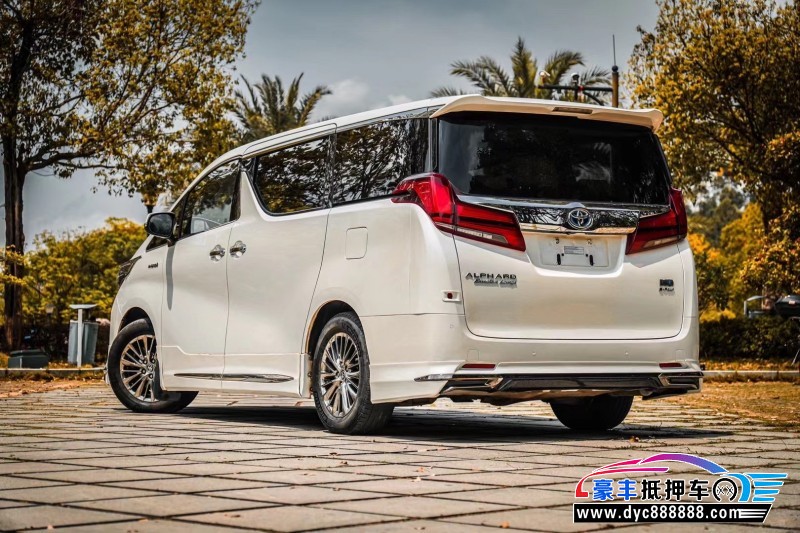 19年丰田埃尔法轿车抵押车出售