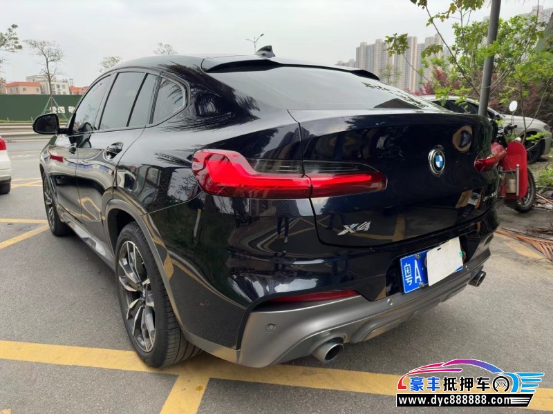 19年宝马X4轿车抵押车出售