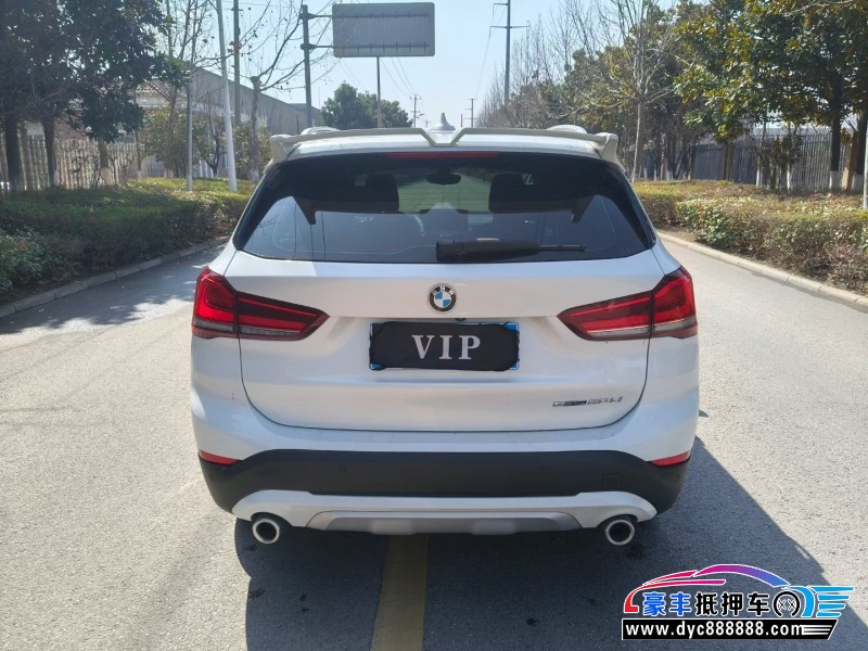 22年宝马X1SUV抵押车出售