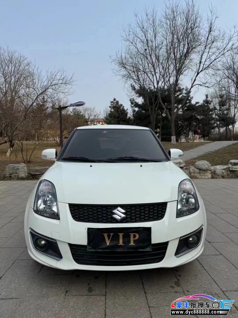 18年铃木雨燕轿车抵押车出售