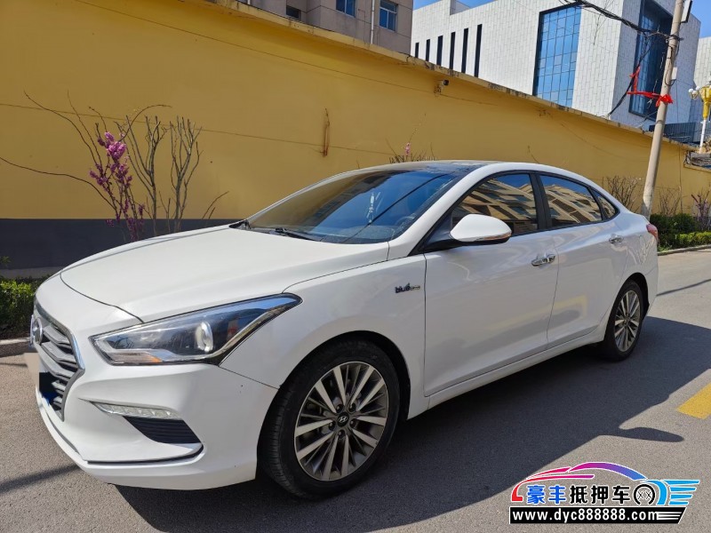 17年现代名图轿车抵押车出售