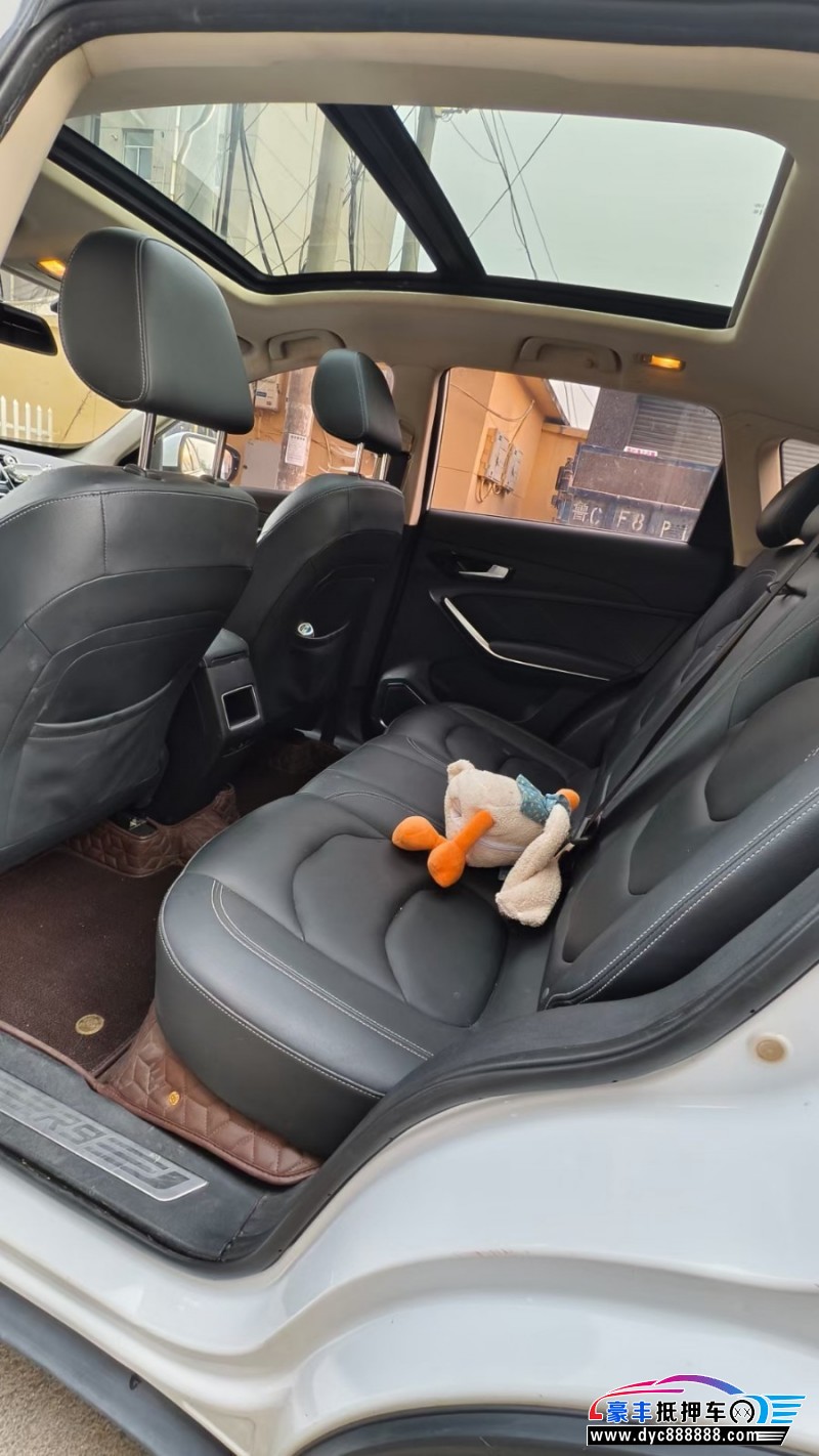 18年一汽森雅R7SUV抵押车出售