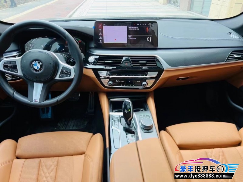 23年宝马5系轿车抵押车出售