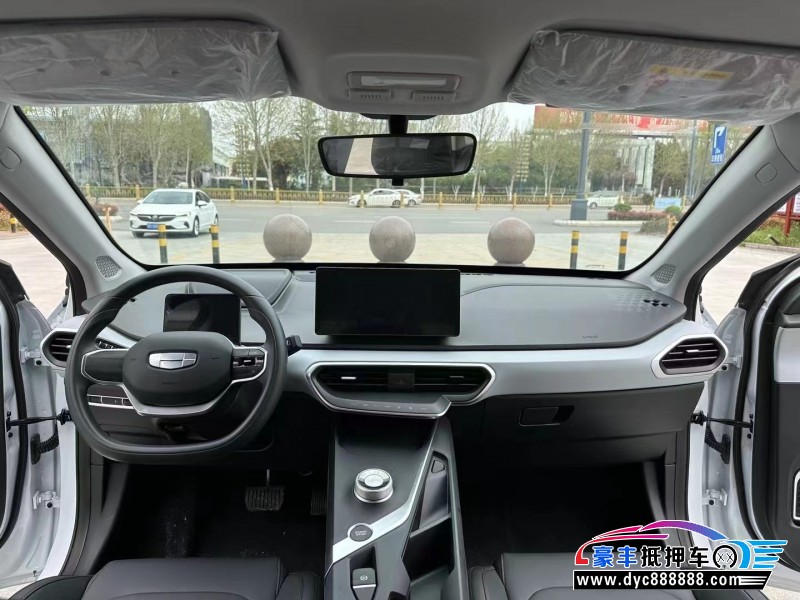 24年吉利几何轿车抵押车出售