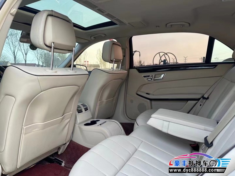 16年奔驰E轿车抵押车出售