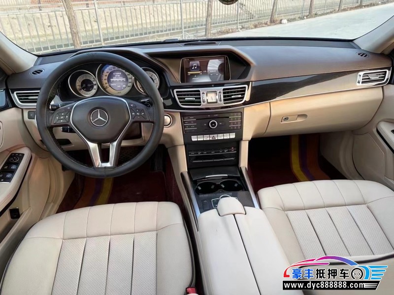 16年奔驰E轿车抵押车出售