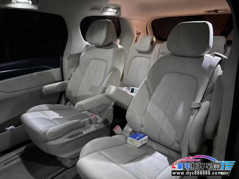 22年别克GL8轿车抵押车出售